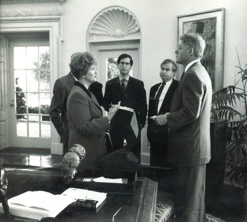 As U.S. ambassador to Austria, Hunt met with President Bill Clinton in the Oval Office in 1994. Courtesy of Swanee Hunt