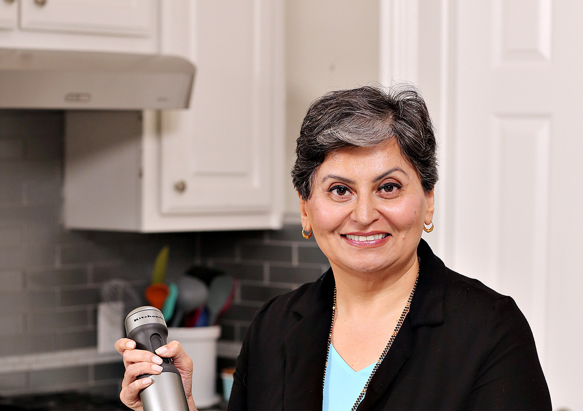 The “Butter-Chicken Lady” Who Made Indian Cooks Love the Instant