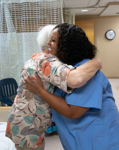 TCU’s pain management fellowship helped Ruth Petros learn about alternatives to opioid use to help patients like Roberta Snyder manage chronic pain. Photo By Joseph L. Murphy